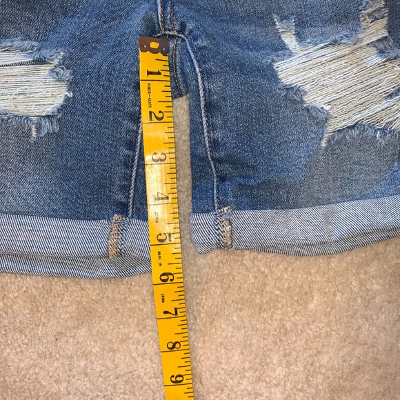 Judy Blue Kadence High Rise Mid-Thigh Shorts Size Small - Picture 3 of 10